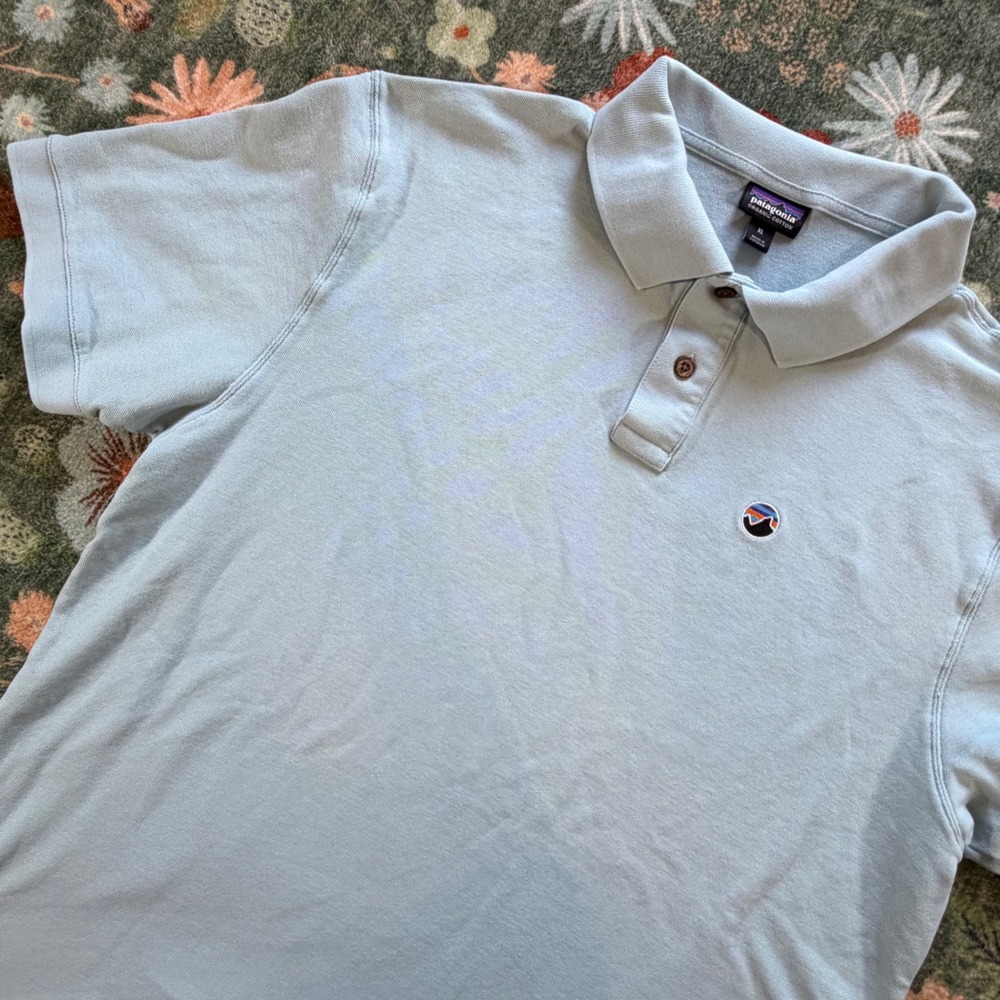 Patagonia Mens XL Organic Cotton Pique Polo Shirt Light Blue Fitz Roy Logo 52211